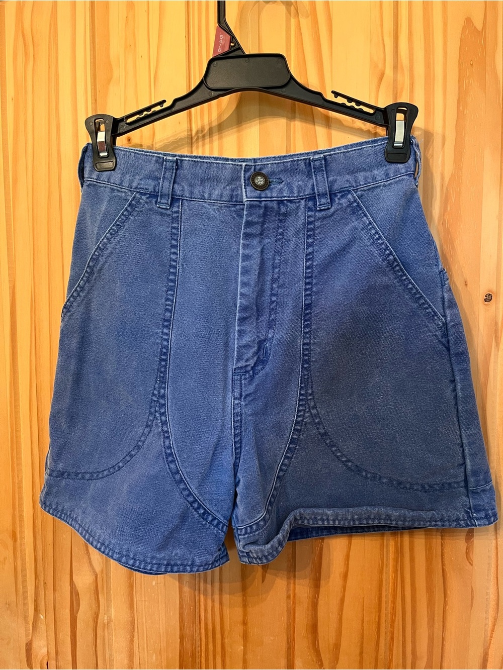 Patagonia Indigo Blue Cargo Vintage Shorts for Women Petal Stand Up style